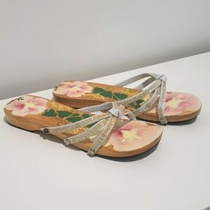 White flat sandals